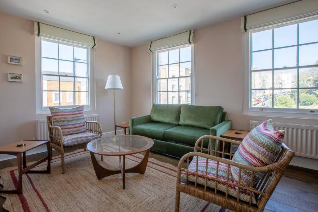 Palm Heights - Top Floor Luxury Flat Margate Extérieur photo