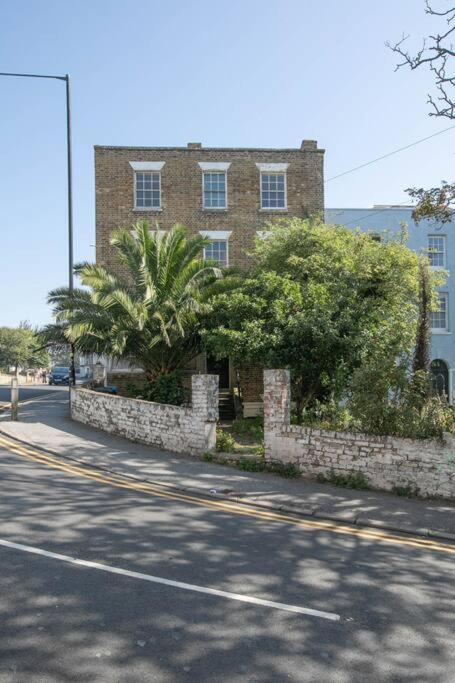Palm Heights - Top Floor Luxury Flat Margate Extérieur photo